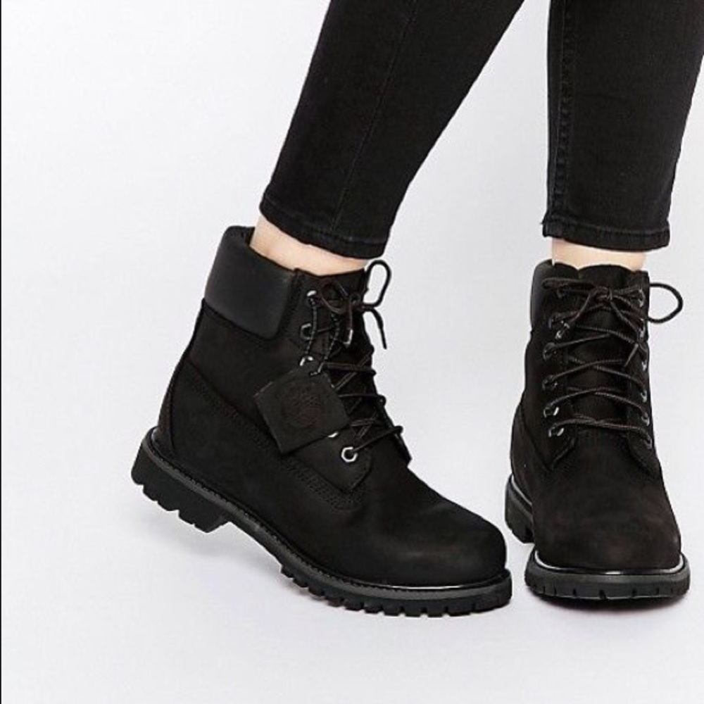 Timberland Premium Velvet Waterproof Boot - Size 9